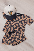 Load image into Gallery viewer, Pumpkin Patch Outfit