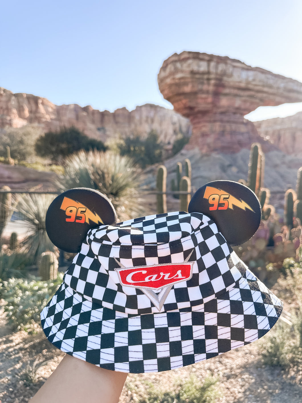#95 Checkered Bucket Hat