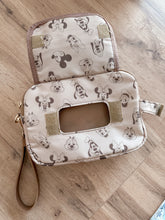 Load image into Gallery viewer, Wipe Pouch Mouse &amp; Friends
